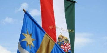 Szijarto, la toartă cu revizioniștii maghiari