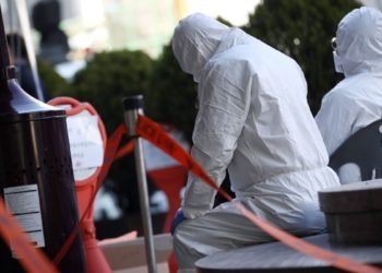 Sute de mii de români au luat Covid-19. Ce semnifică procentul celor infectați