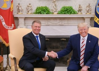 Președintele SUA, Donald Trump, a avut o convorbire  telefonică cu președintele României, Klaus Iohannis