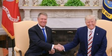 Președintele SUA, Donald Trump, a avut o convorbire  telefonică cu președintele României, Klaus Iohannis