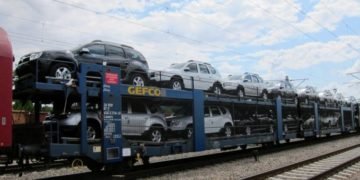 Renault închide fabrici și trece la concedieri