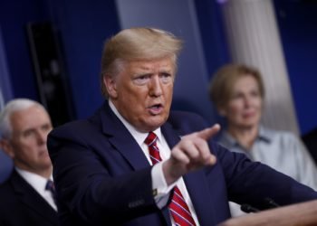Trump: „Coronavirusul va dispărea și fără vaccin.”