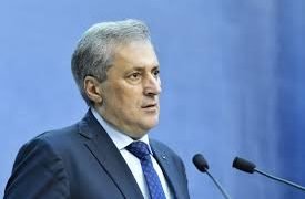 Vela – Strănuți pe stradă, ești bun de pușcărie!