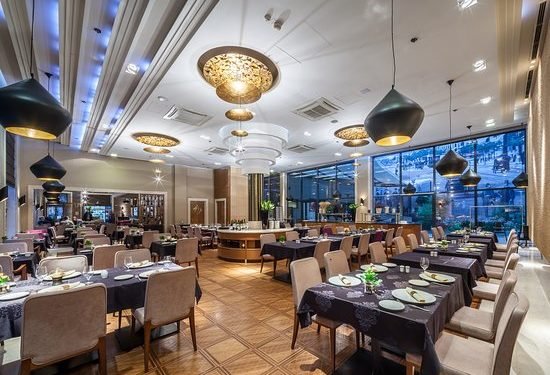 HoReCa se duce pe Apa Sâmbetei. Aici, veniturile scad cu peste 50% în acest an