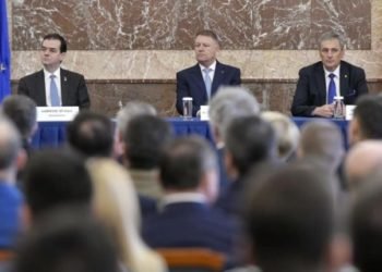 Iohannis, Vela și Orban sunt chemați la tribunal
