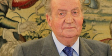 Fostul rege Juan Carlos este acuzat că a primit o șpagă de 88 milioane de euro