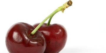 Atenție la ce cumpărați! – pe piață se vând cireşe toxice din Turcia