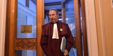 Orban atacă dur CCR