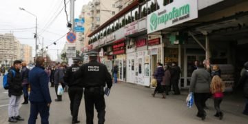 Vin alegerile: miliţienii lui Abrudean şi Boc au început operaţiunea „bani pentru partid”