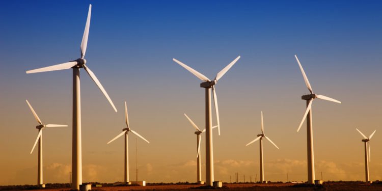 Ministerul Finanţelor pierde războiul cu jucătorii din piaţa energiei regenerabile