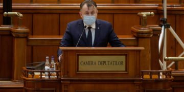 Moțiuni, acuze și circ pe tema sănătății în Parlament