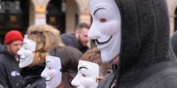Cum e ajutat extremismul în Marea Britanie să crească