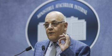 APADOR-CH, atac dur: ”Guvernul legiferează heirupist și opac!”