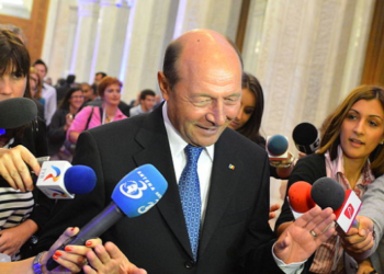 Băsescu șicanează coaliția de dreapta cu o posibilă candidatură la Primăria Capitalei