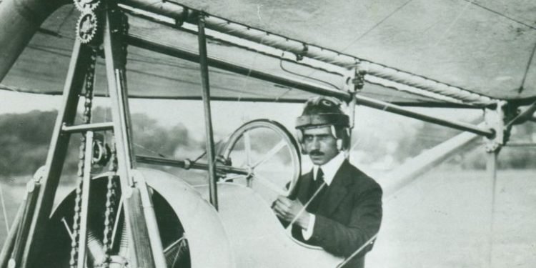 Expoziția de fotografie și machete „Pionieri ai Aviației Române”, deschisă la Cluj Napoca
