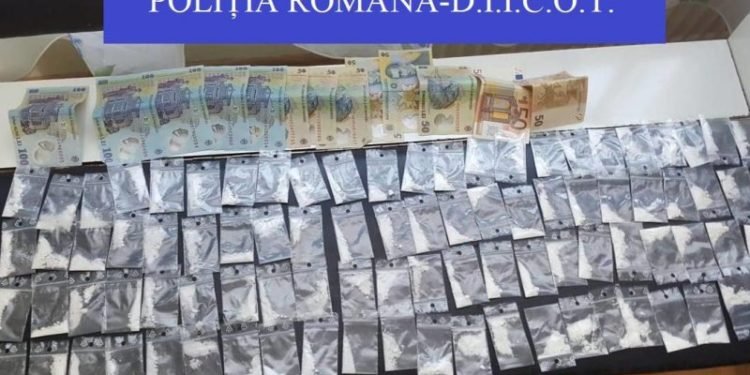 Șapte cetățeni din Cluj au fost arestați în urma unei operațiuni a ofițerilor DIICOT