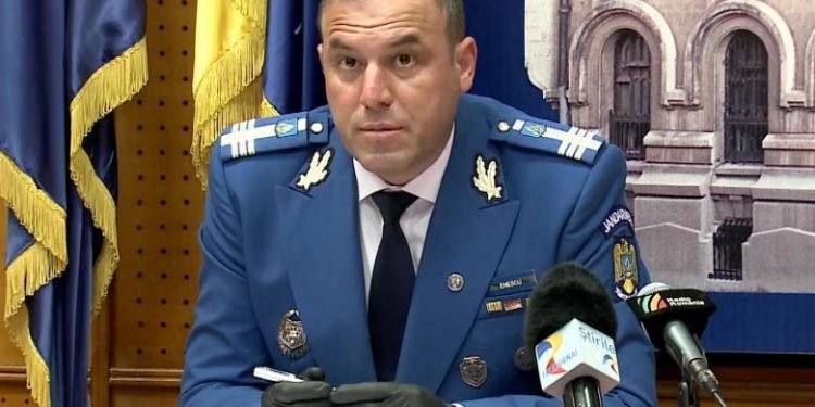 DNA, acest ITM cu epoleţi, îl anchetează pe şeful Jandarmeriei Române pentru ore suplimentare