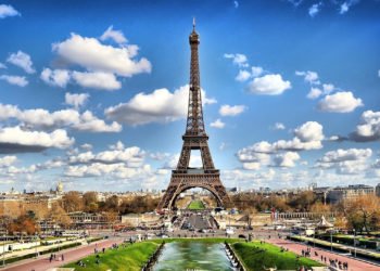 Ziua națională a Franței a fost ”gripată” de pandemie. Ce se va petrece mai exact la Paris