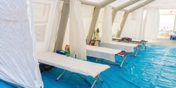 Inundaţiile i-au surprins şi pe colegii lui Moş Ion Teacă de la Ana Aslan