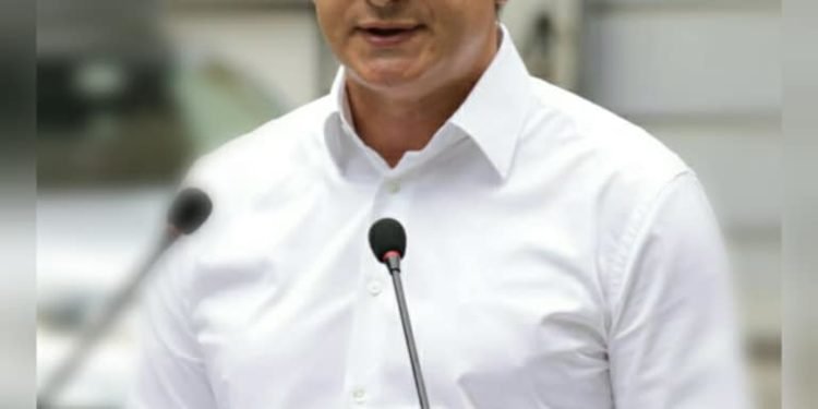 Eugen Teodorovici reclamă necesitatea depunerii unei moțiuni de cenzură