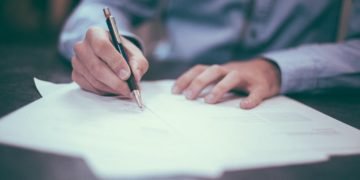 Registrul Comerțului renunță la obligația depunerii declarației pe propria răspundere