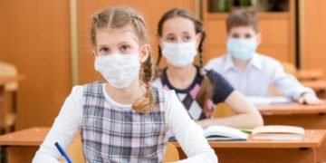 Civila Monica Anisie propune modificări structurale la Legea Educaţiei
