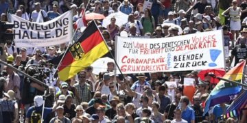 Proteste ample, la Berlin, contra măsurilor anti-coronavirus în pofida presupusei creşteri a numărului de infectări