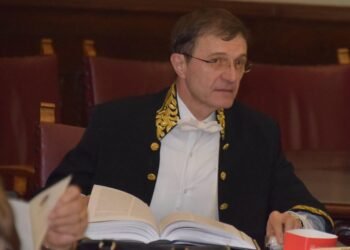„Un învățător face mai mult decât 10 laptopuri”