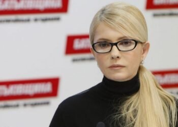 Un fost premier ucrainean este în stare gravă din cauza Covid-19. Ce șanse are să se vindece