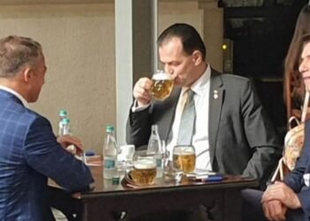 Ştiinţa nu este cel mai bun prieten al lui Şică-Minciunică Orban. Vezi de ce a închis restaurantele