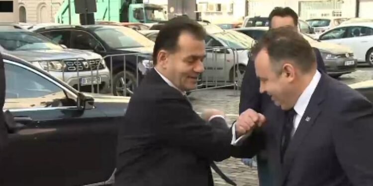 Nelu bişniţaru` continuă nebunia cu măştile şi dezinfectanţii vânduţi de nevastă