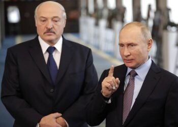 Putin și Lukașenko par că au îngropat securea războiului