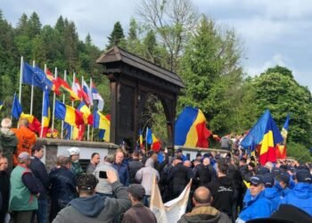 Dosarul cu incidentele de la cimitirul din Valea Uzului a fost clasat de Parchetul Moineşti