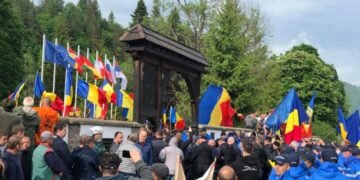 Dosarul cu incidentele de la cimitirul din Valea Uzului a fost clasat de Parchetul Moineşti