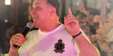 ”Vijelia” stârnită de Vali manelistul la Mamaia a fost oprită de poliție