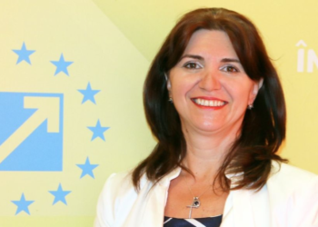 Ministrul Educației pasează decizia începerii școlii la DSP-uri