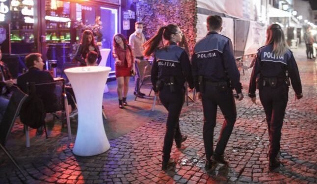 Poliția a sufocat sâmbătă din nou cu amenzi micii comercianți din București