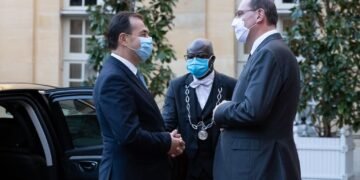 Cu ce se laudă Orban aflat în vizită oficială în Franța