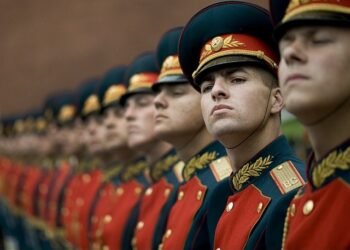 Rușii se războiesc cu Ambasada României la Chișinău