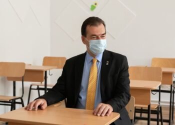 Adolescentul, principalul ”agent” al răspândirii Covid-19