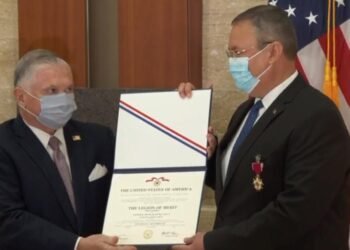 Premierul Ciucă a fost distins cu Legiunea de Merit. Ce merite i s-au recunoscut